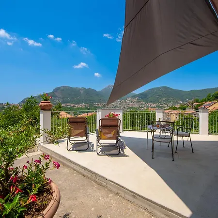 Rosa Maison * Agerola